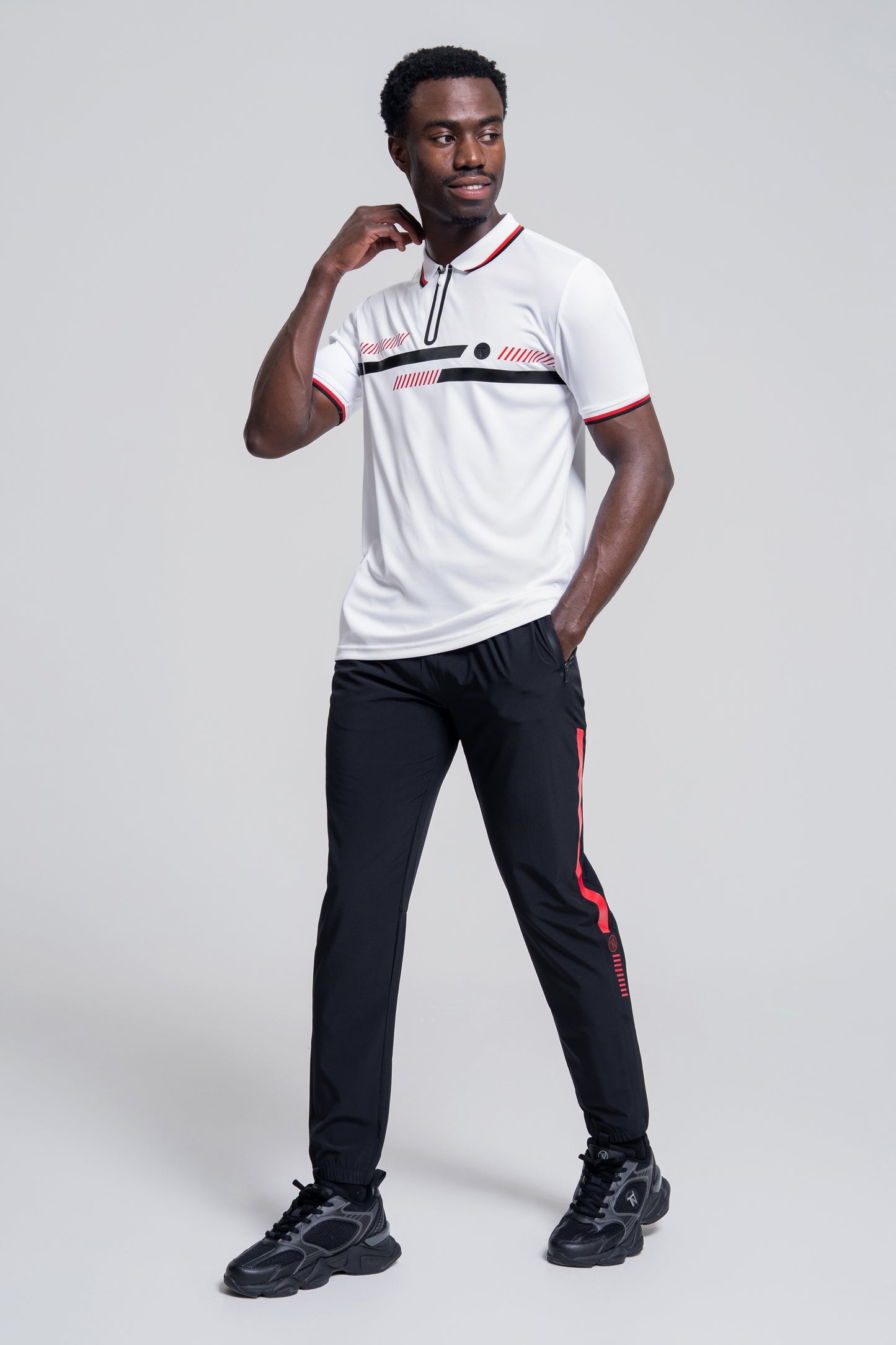 Blackout Jogger Set White